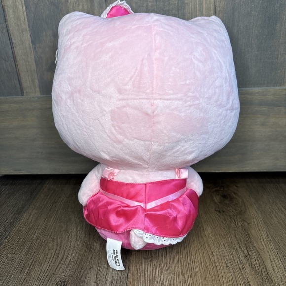 Hello Kitty Friends 12" Pretty‎ in Pink Monochrome Plush 2024 - Picture 2 of 7